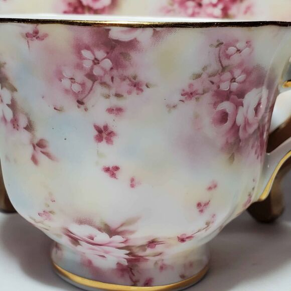 Pink Roses Teacup and Saucer Chintz - Picture 8 of 9
